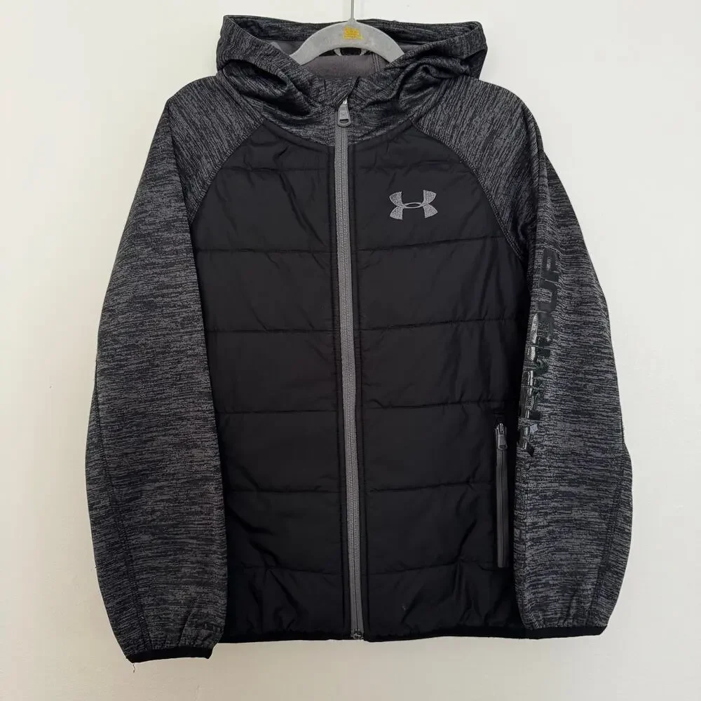 Under Armour Day Trekker Hybrid Jacket in Black/Gray